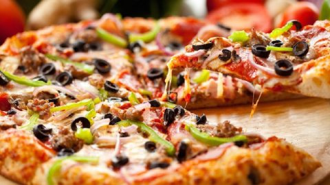 Ten tips for making better homemade pizzas